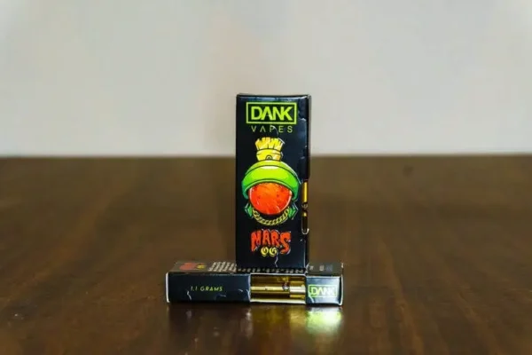 mars og dankwood vapes